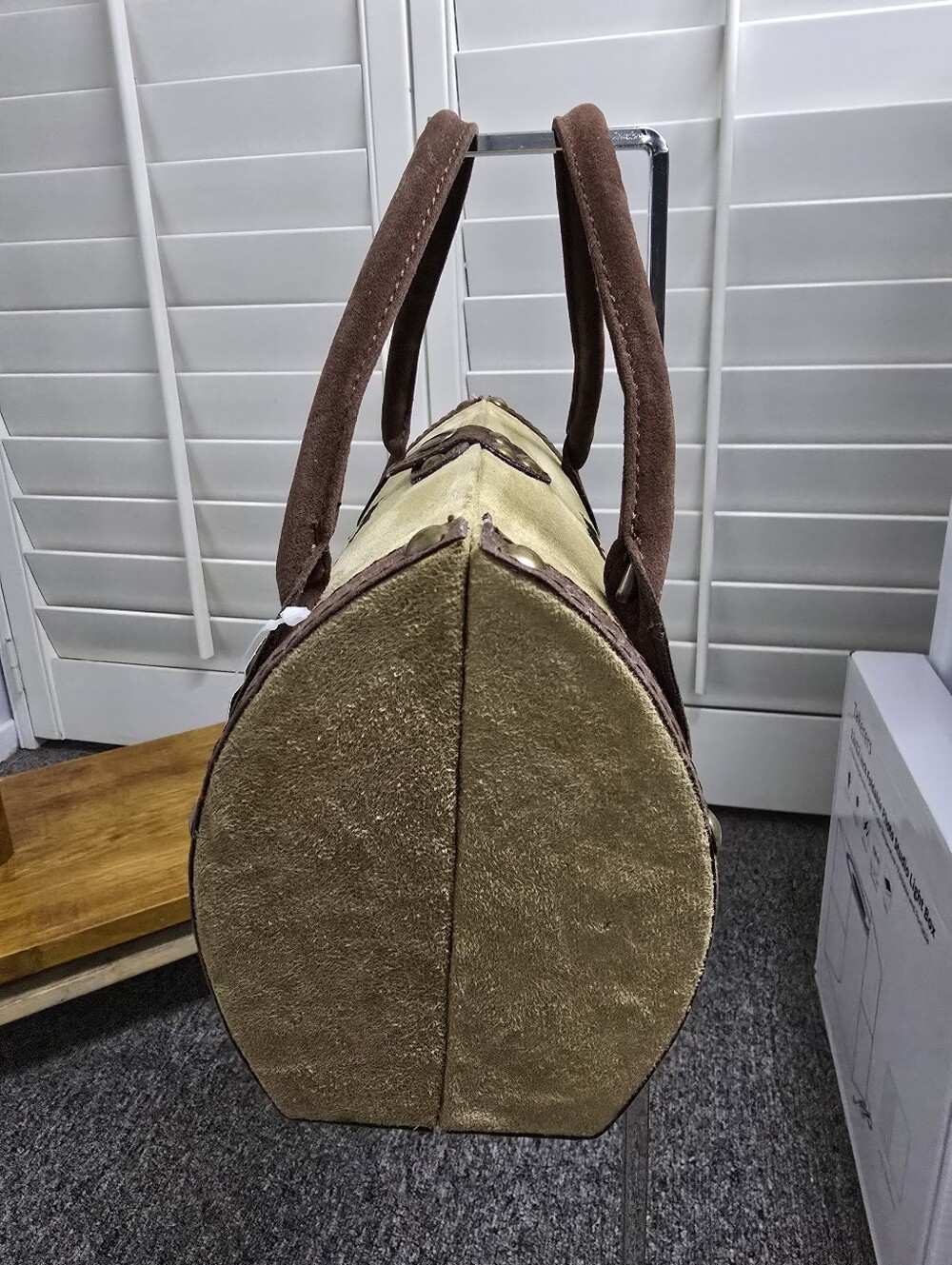 Betty Boop Faux Suede Tan Wood Barrel Bag with Red Embroidered Accent (NWT) - Picture 4 of 12